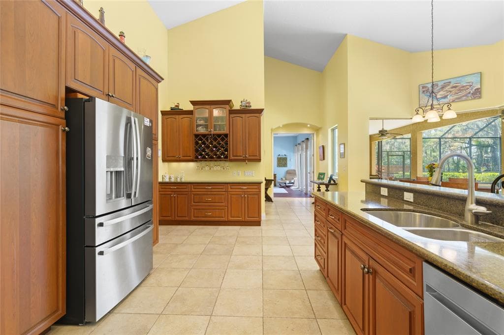 2305 HONTOON ROAD photo 11