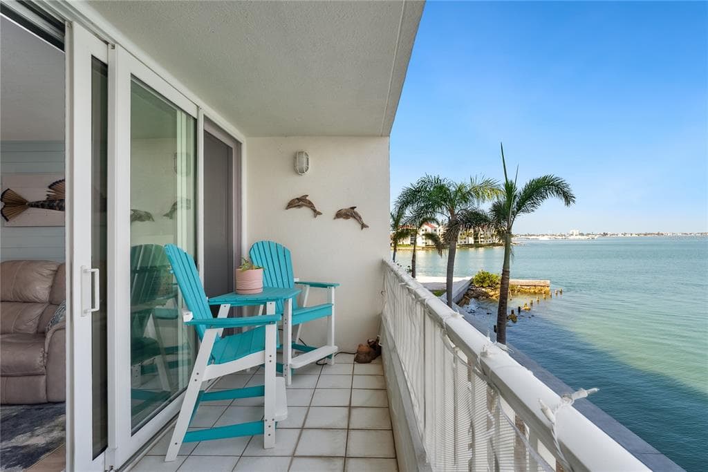 5279 ISLA KEY BOULEVARD S 212 photo 1