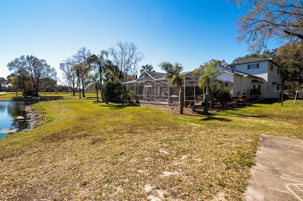 9215 RIDGE ROAD photo 17