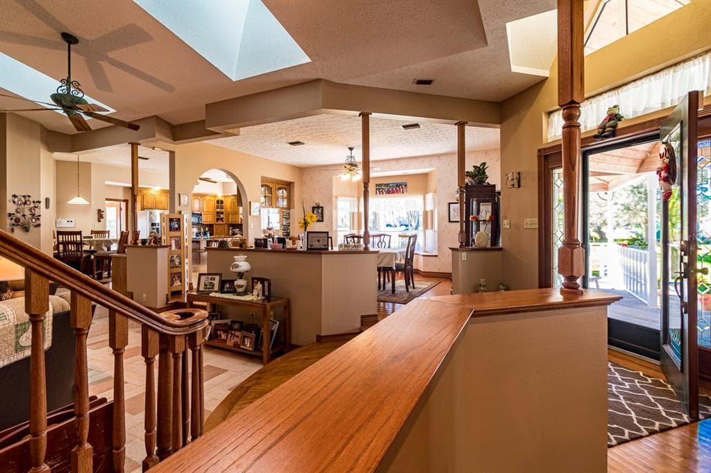 9215 RIDGE ROAD photo 22
