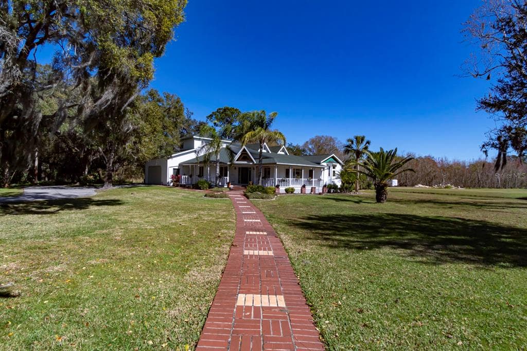 9215 RIDGE ROAD photo 10