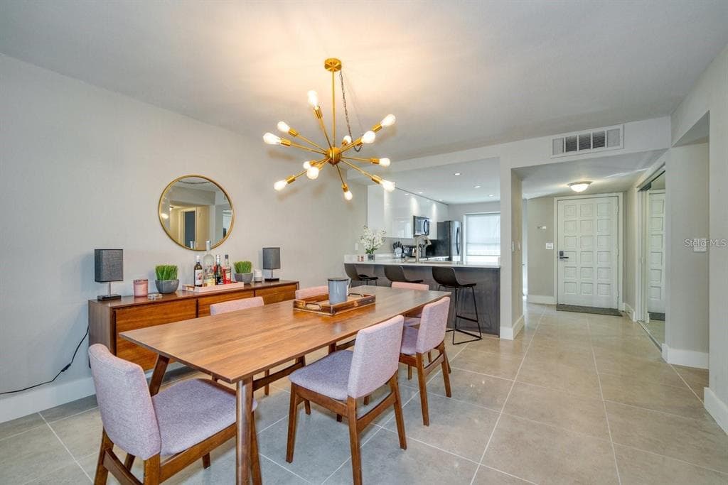 105 ISLAND WAY 132 photo 9