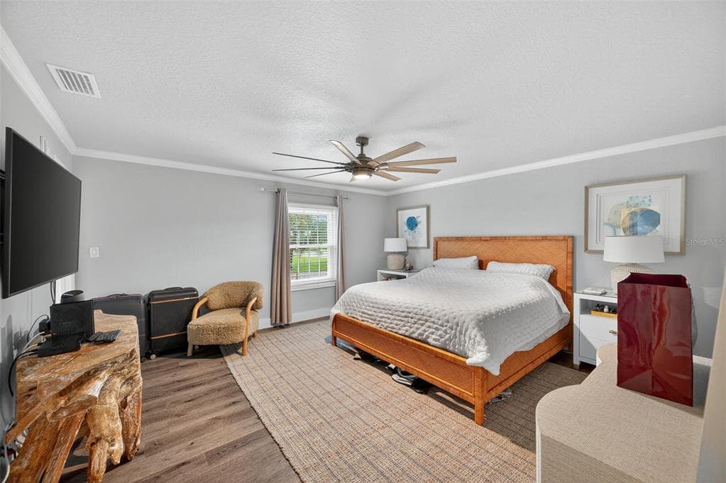 4924 BEACH DRIVE SE F photo 5