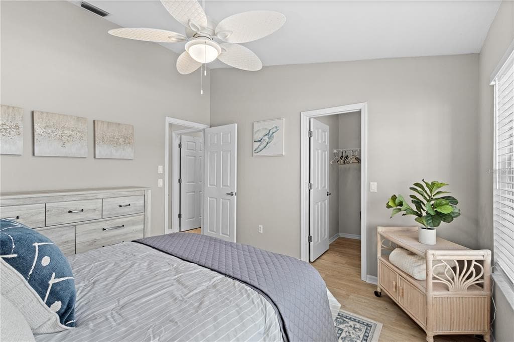 12454 SW KINGSWAY CIRCLE 202 photo 17
