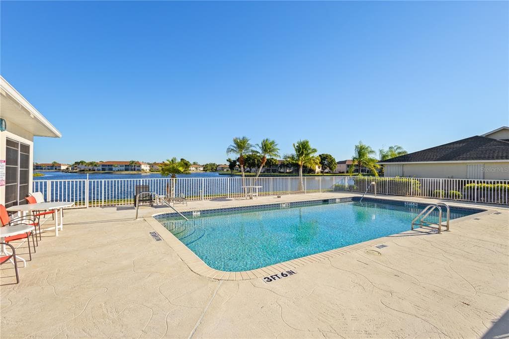 12454 SW KINGSWAY CIRCLE 202 photo 22