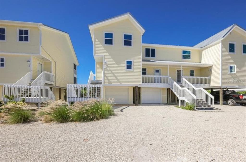 460 GULF BOULEVARD 4 photo 1