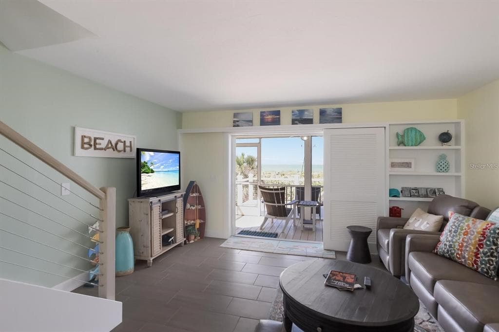460 GULF BOULEVARD 4 photo 24
