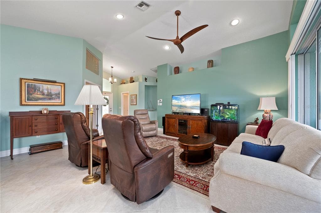 3191 VILLAGE LANE photo 16
