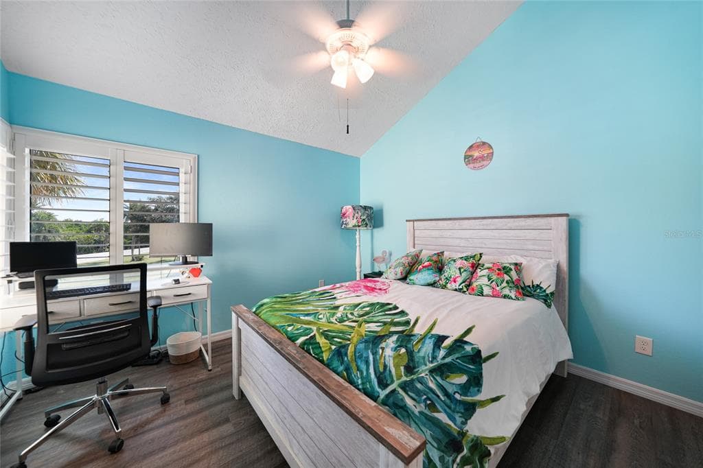 25188 MARION AVENUE 1033 photo 22