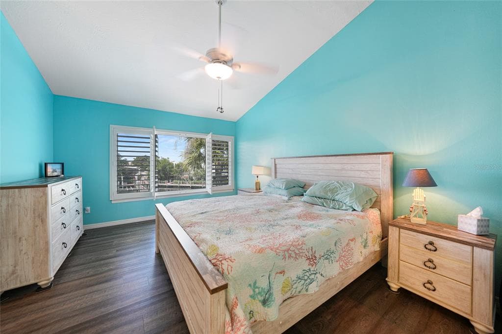 25188 MARION AVENUE 1033 photo 18