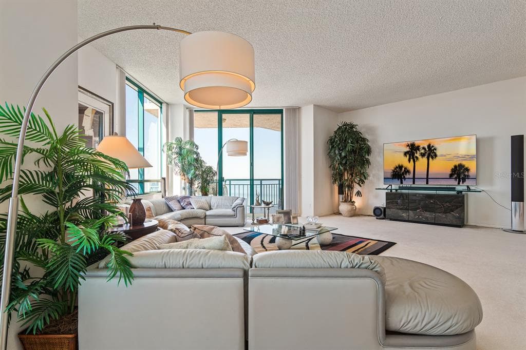 1560 GULF BOULEVARD 1507 photo 14