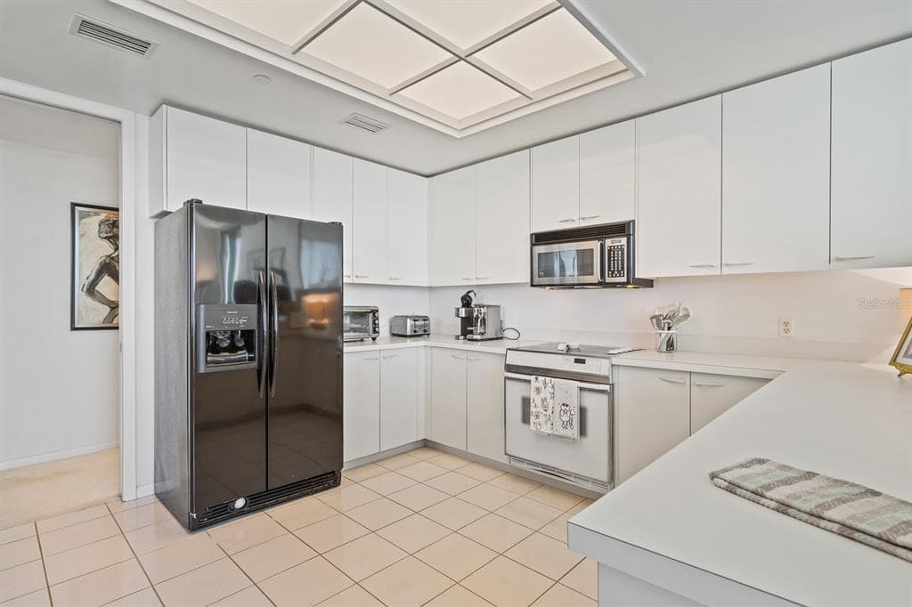 1560 GULF BOULEVARD 1507 photo 21