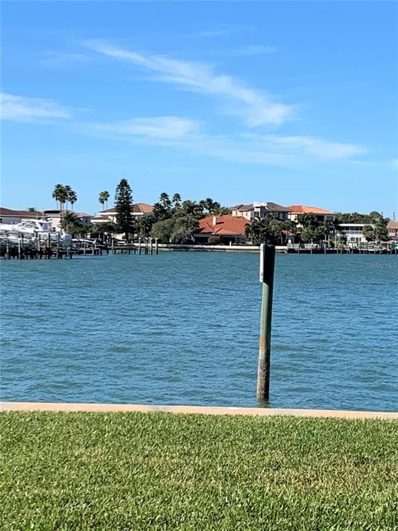 240 SAND KEY ESTATES DRIVE 257 photo 4