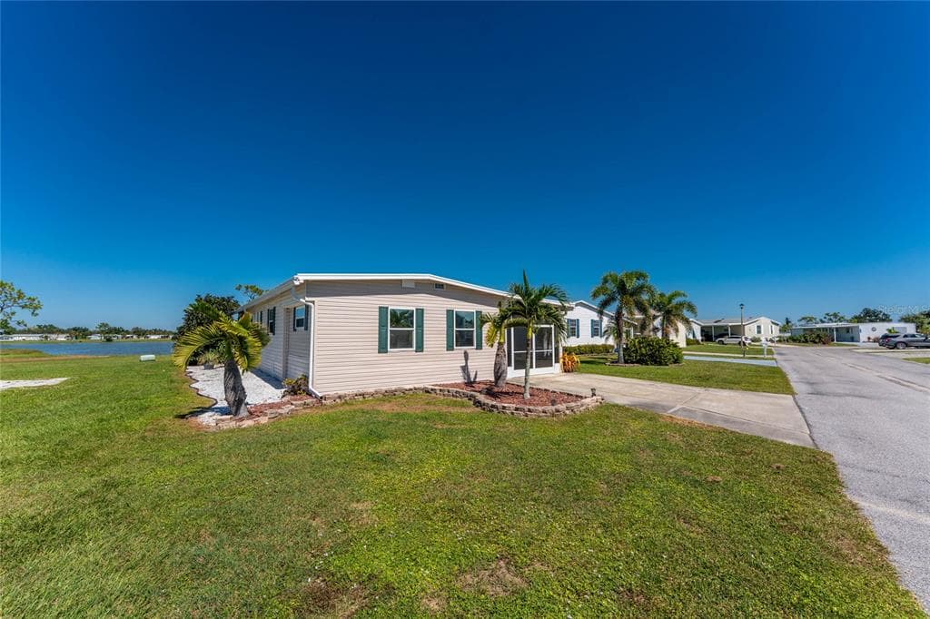 7548 RATAN CIRCLE 2