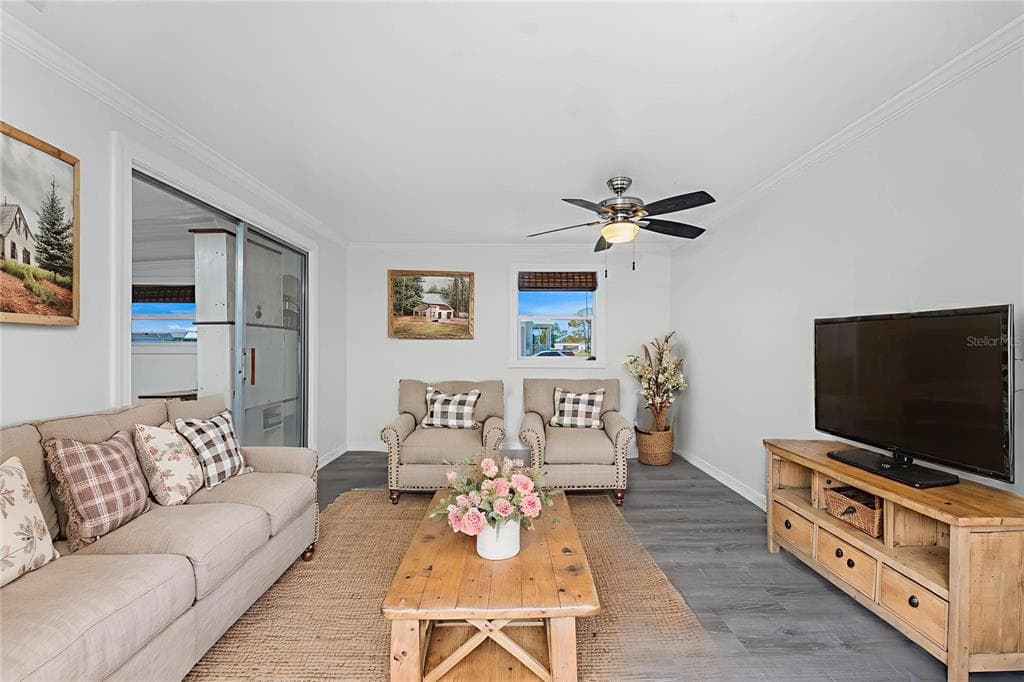 7548 RATAN CIRCLE photo 13