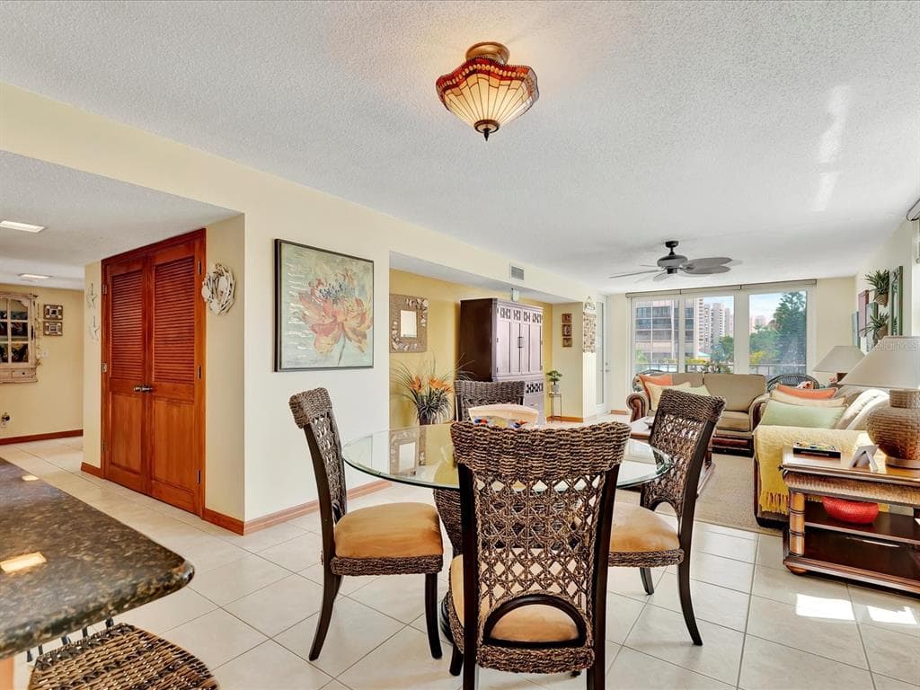 1400 GULF BOULEVARD 204 photo 10