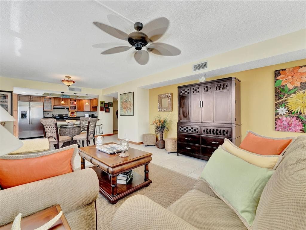 1400 GULF BOULEVARD 204 photo 18