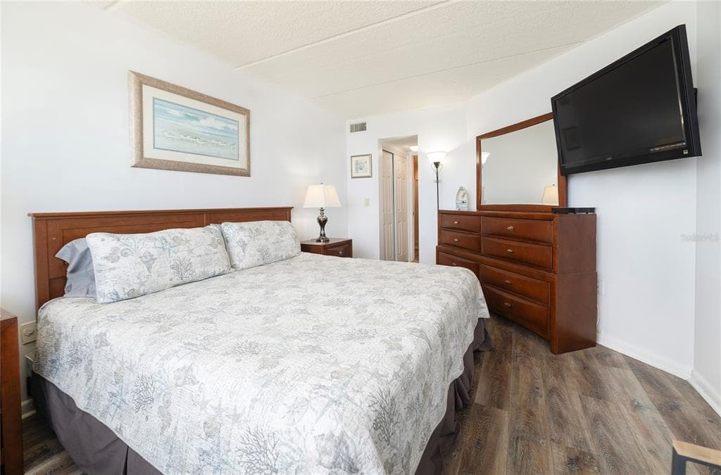 4453 S ATLANTIC AVENUE 604 photo 13