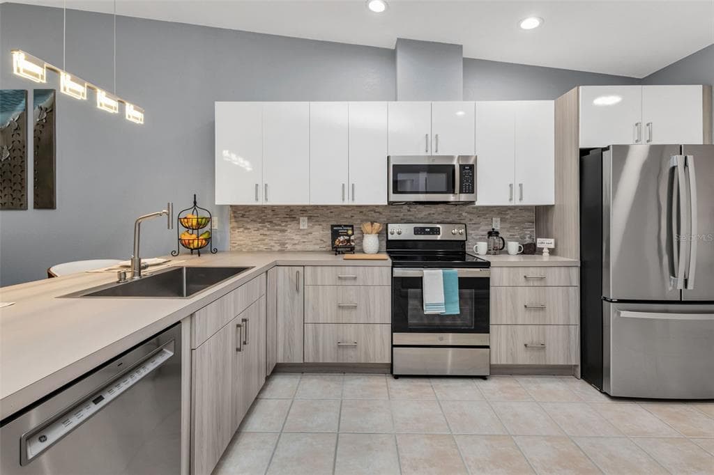 3830 BAL HARBOR BOULEVARD 9 photo 7