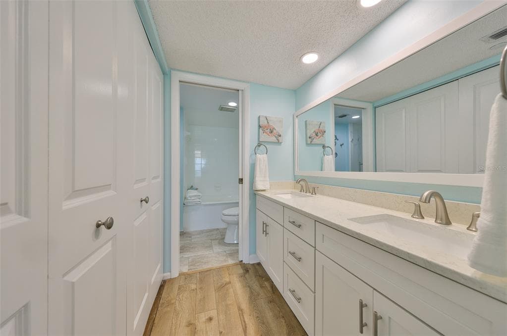 1340 GULF BOULEVARD 11C photo 18