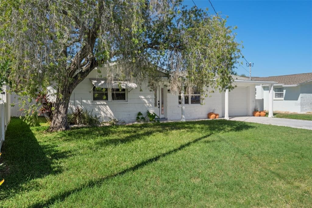 13611 EVELANE DRIVE photo 3