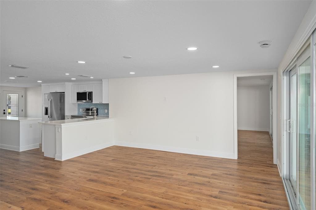 13611 EVELANE DRIVE photo 18