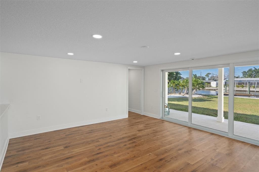 13611 EVELANE DRIVE photo 15