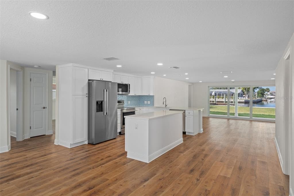 13611 EVELANE DRIVE photo 11