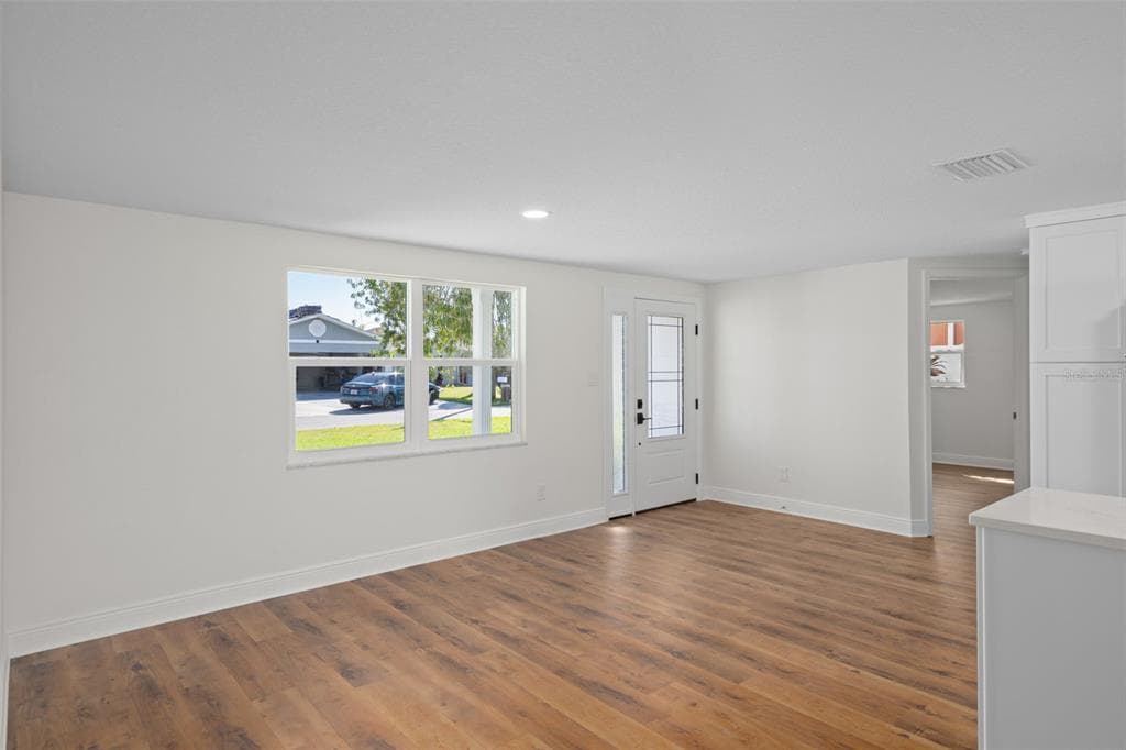 13611 EVELANE DRIVE photo 8