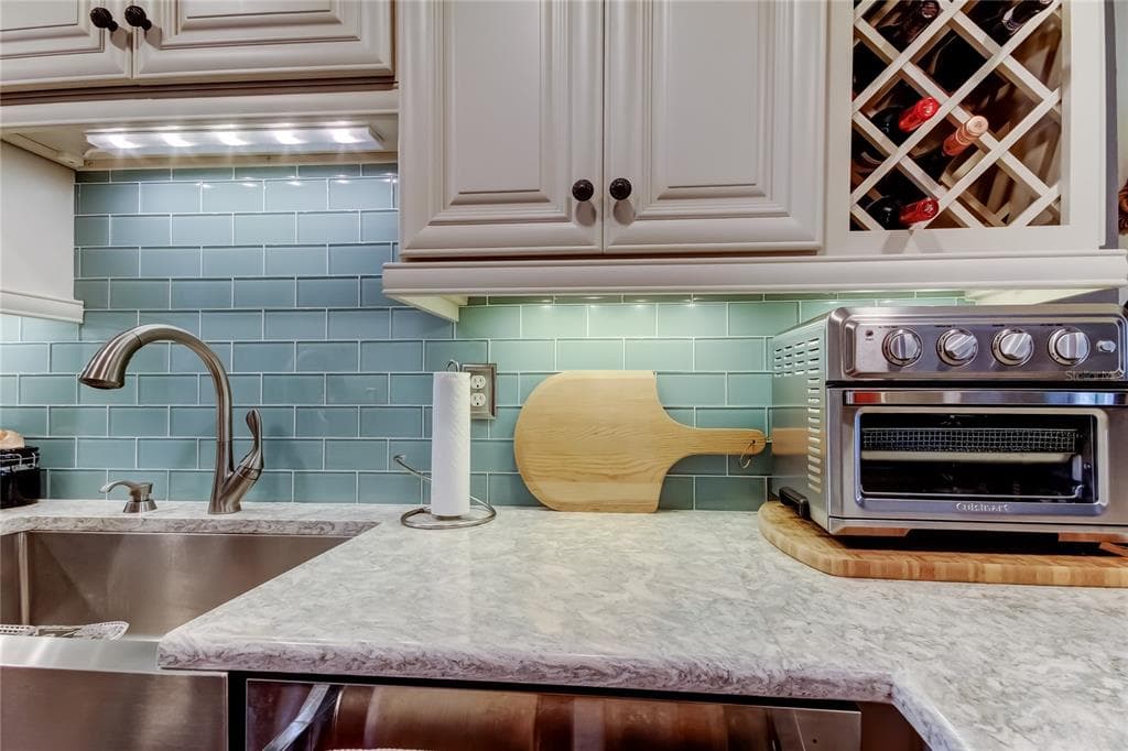 433 PAULA DRIVE S 27 photo 6