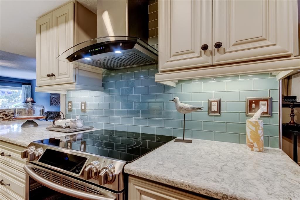 433 PAULA DRIVE S 27 photo 9
