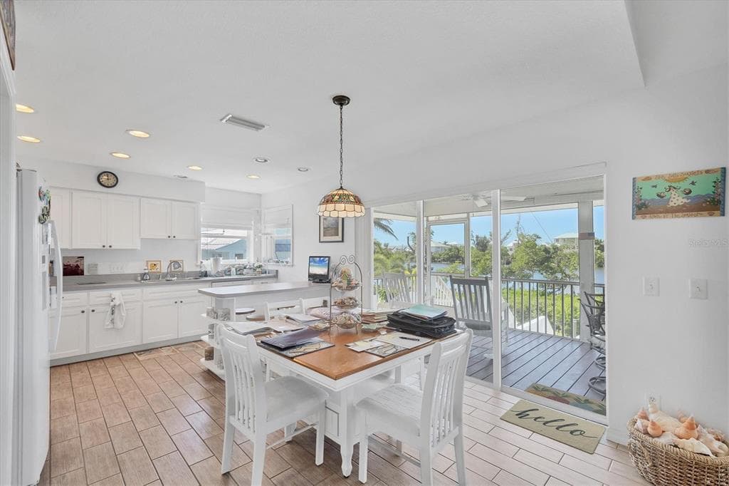 271 BOCILLA DRIVE photo 15