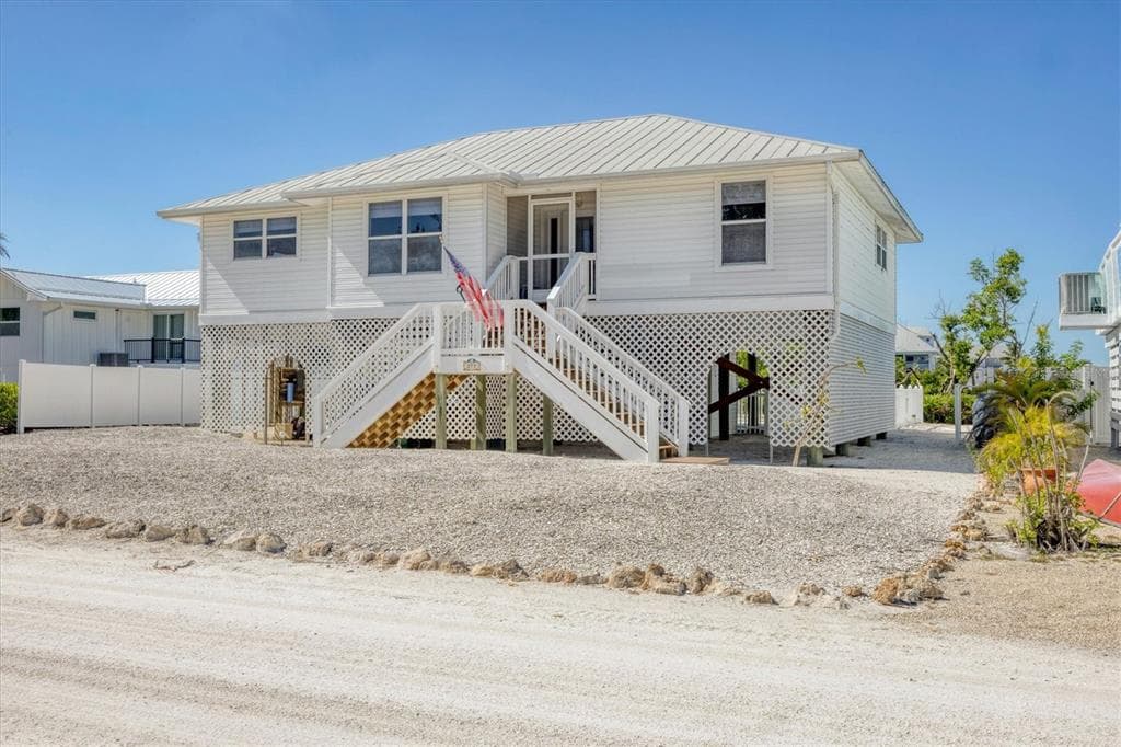 271 BOCILLA DRIVE photo 4