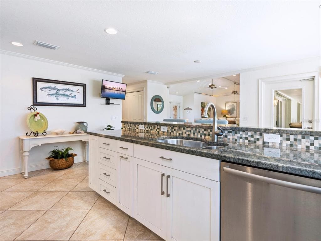 18 N CASEY KEY ROAD photo 17