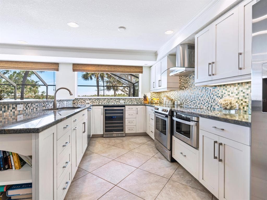 18 N CASEY KEY ROAD photo 15
