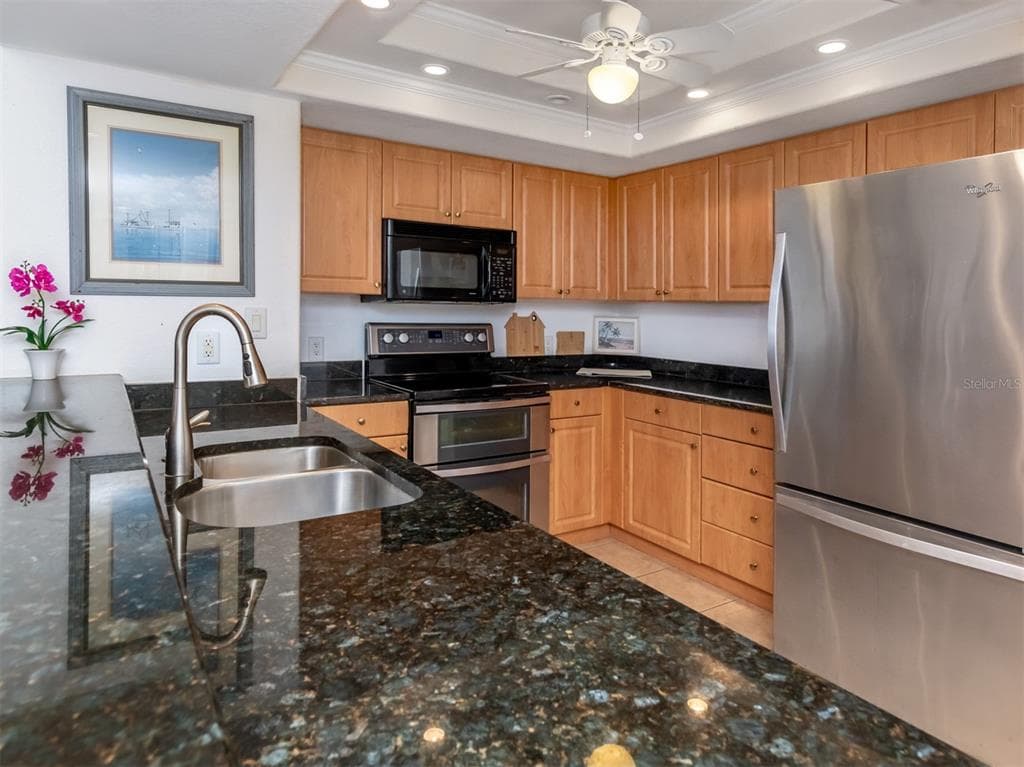 601 SHREVE STREET 51B photo 13