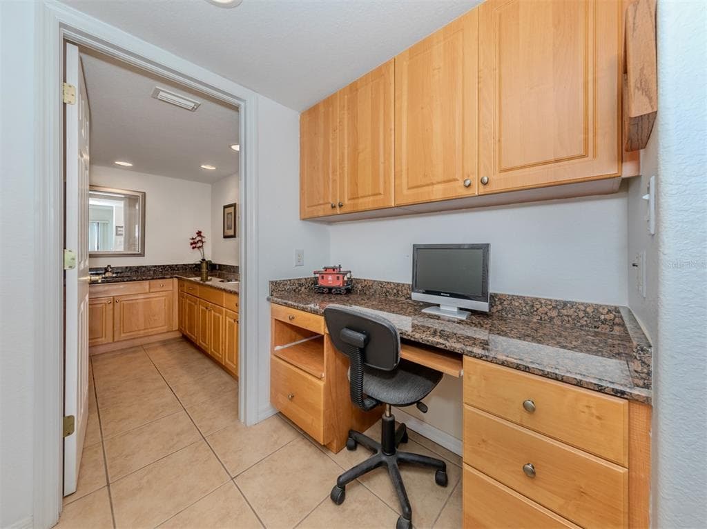 601 SHREVE STREET 51B photo 18