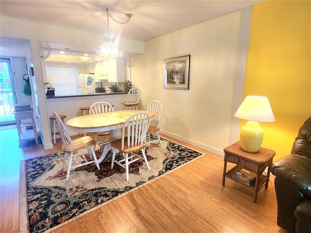 105 ISLAND WAY 121 photo 12