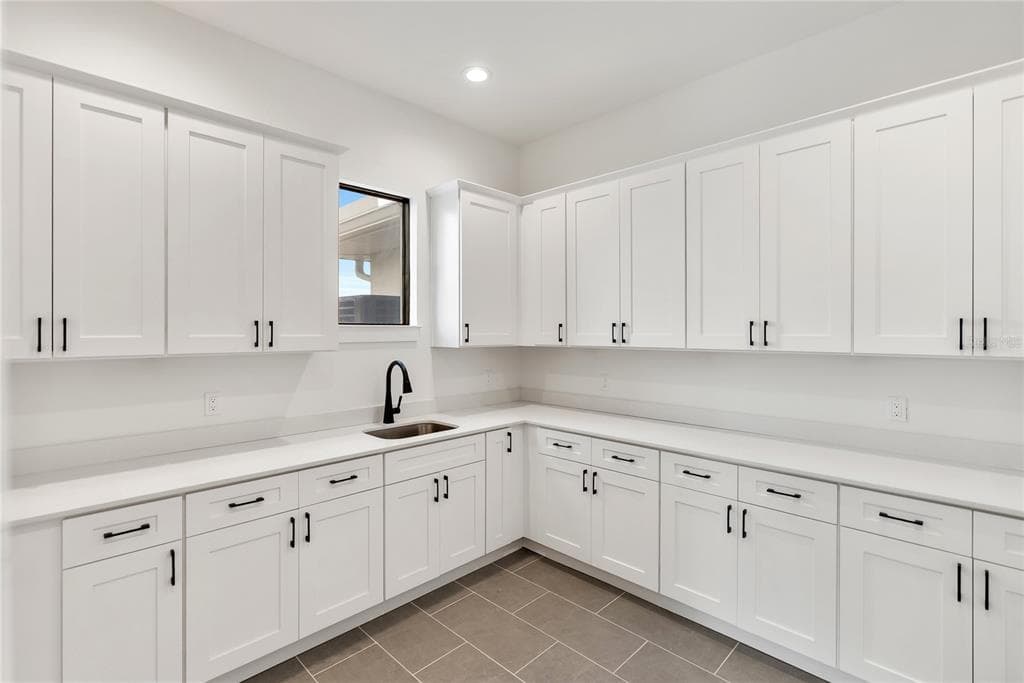 530 DE NARVAEZ DRIVE photo 9
