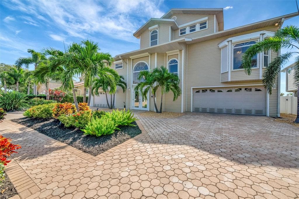 5918 SKIMMER POINT BOULEVARD S photo 2