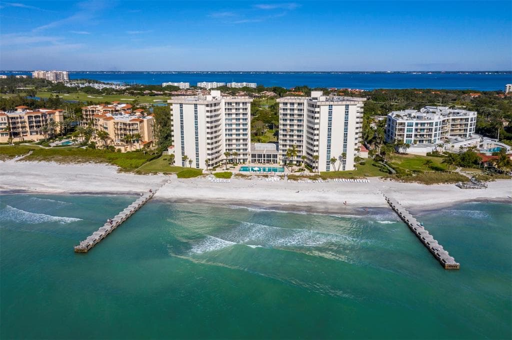 2295 GULF OF MEXICO DRIVE 23S photo 2