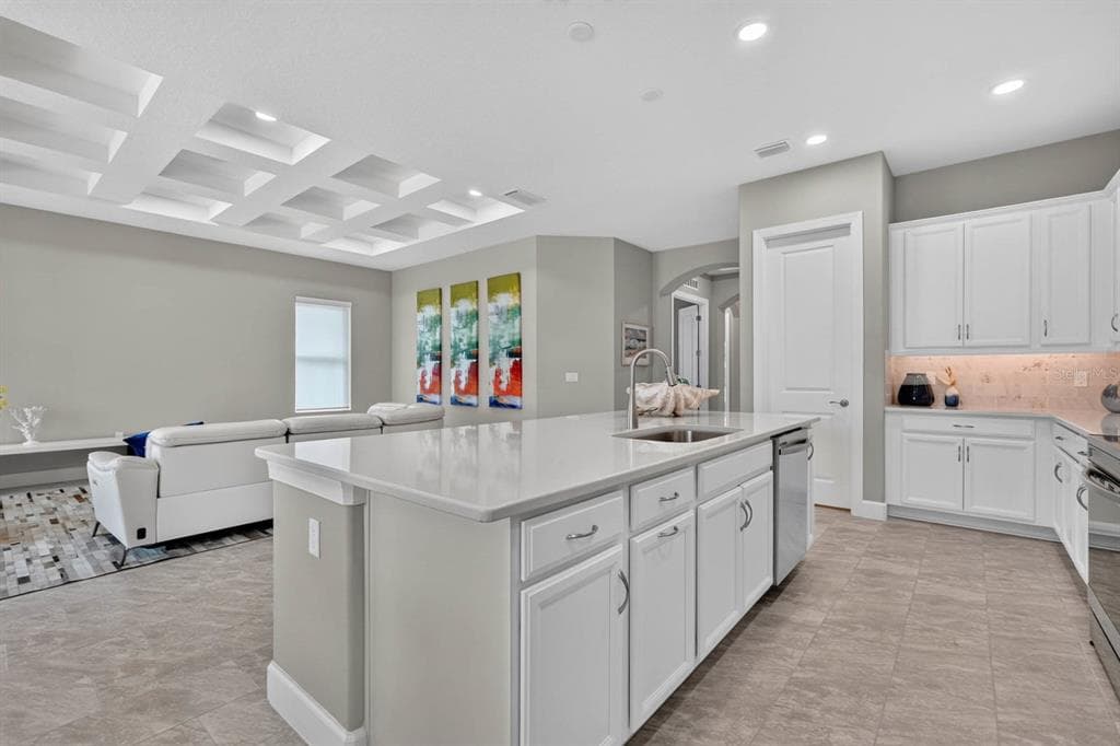 27 S RIVERWALK DRIVE photo 13
