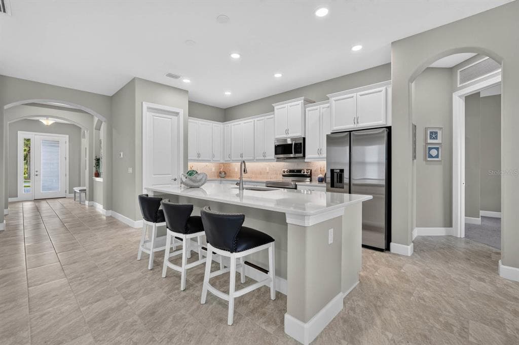 27 S RIVERWALK DRIVE photo 12