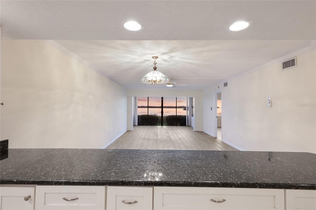 4761 INDEPENDENCE DRIVE 4761 photo 12