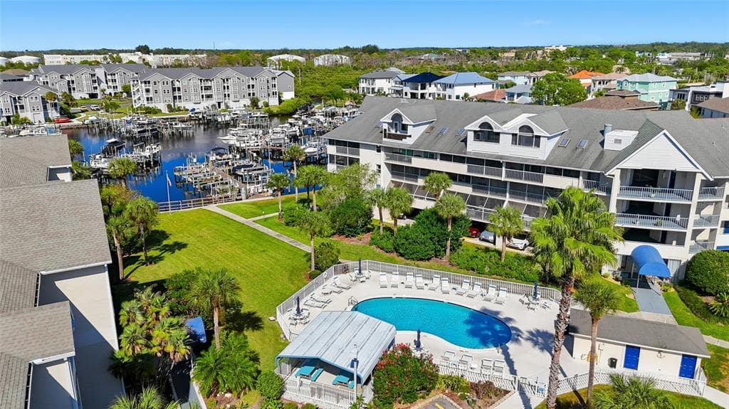 5567 SEA FOREST DRIVE 323 photo 6