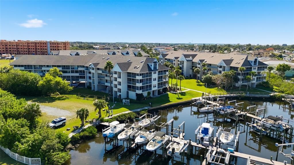 5567 SEA FOREST DRIVE 323 photo 5