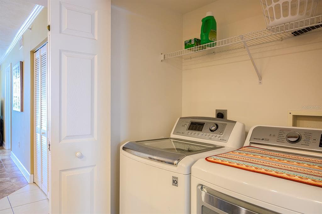 3315 S ATLANTIC AVENUE 1707 photo 25