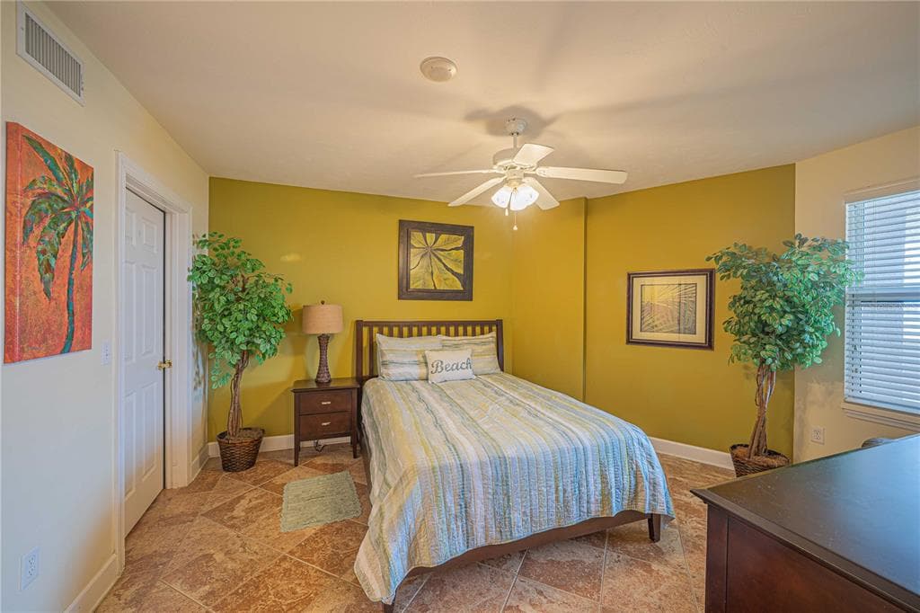 3315 S ATLANTIC AVENUE 1707 photo 21