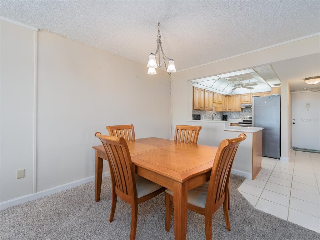 51 ISLAND WAY 1001 photo 12