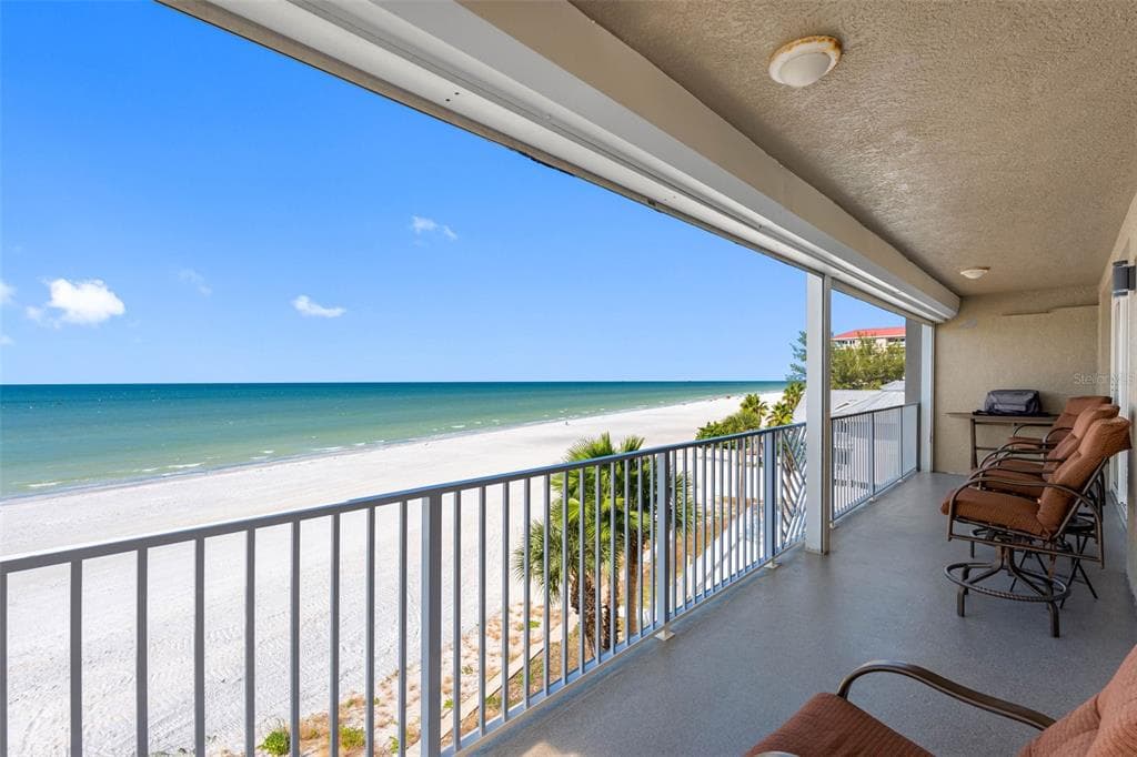 19710 GULF BOULEVARD 301 photo 10